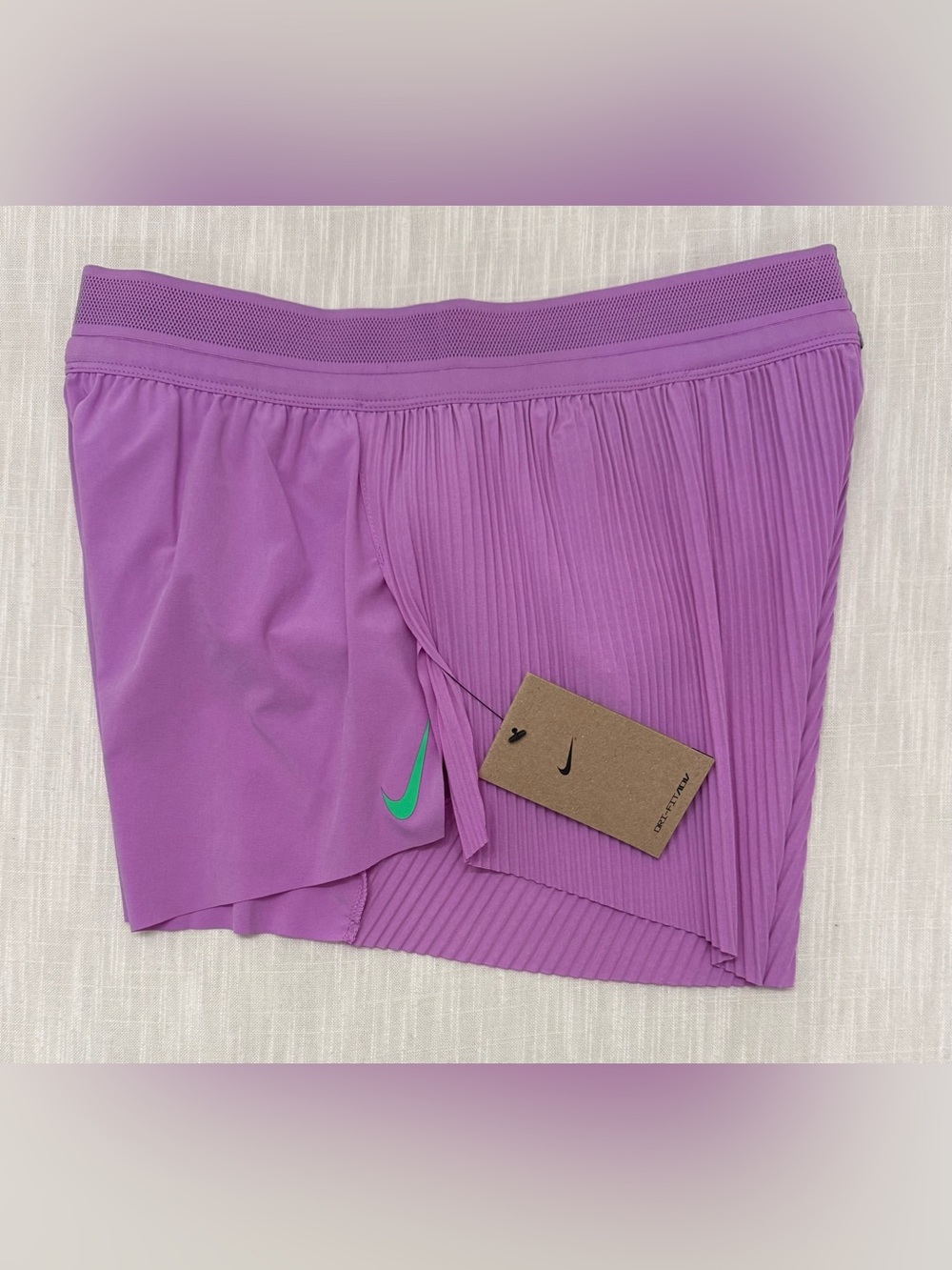 Nike AeroSwift Dri-FIT ADV Womens Sz M Lilac Running Lined Shorts FN2328-532 NWT - Picture 3 of 16